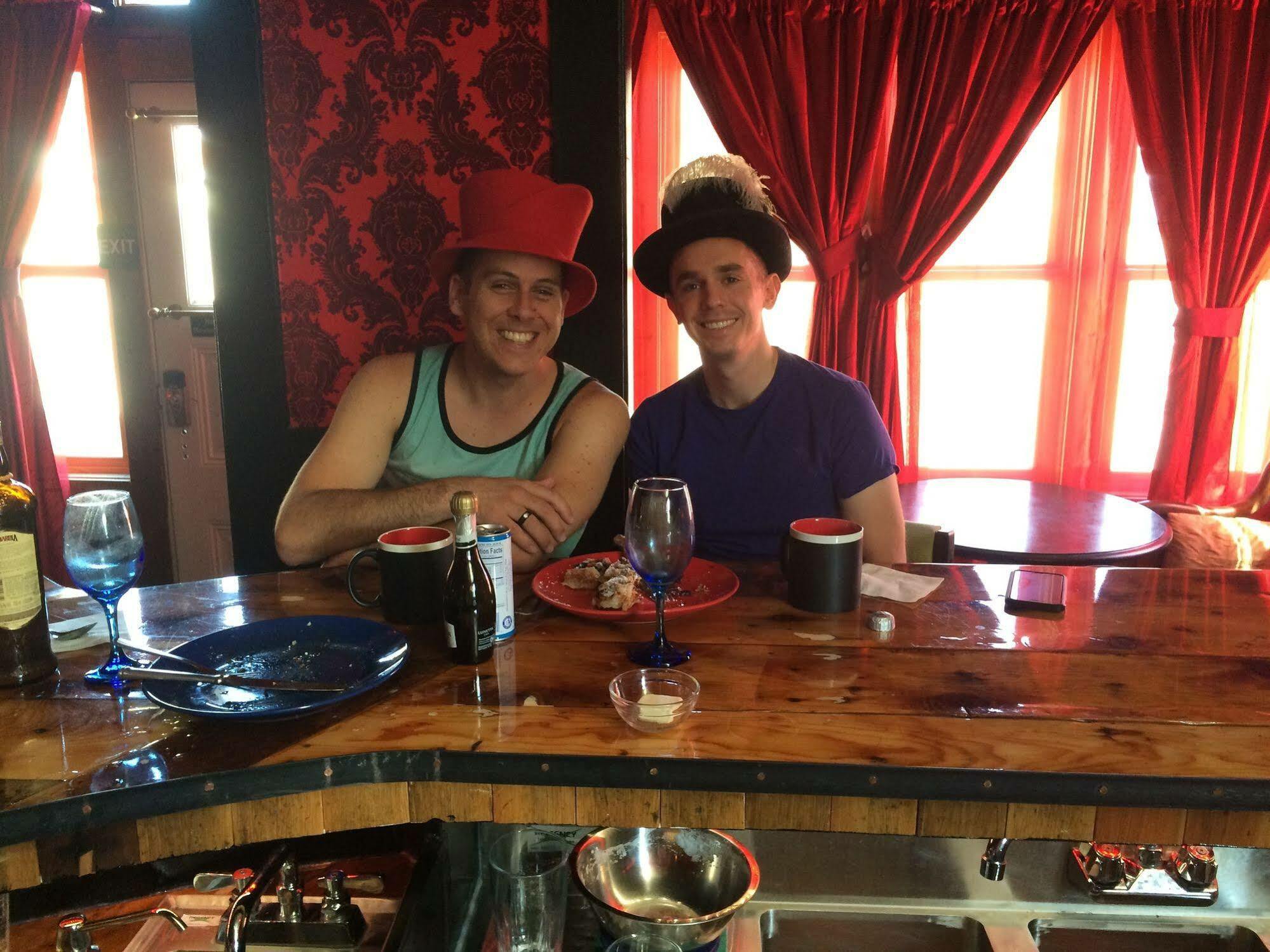 Redlight Historic Bunk Hotel And Speakeasy ทรักกี ภายนอก รูปภาพ